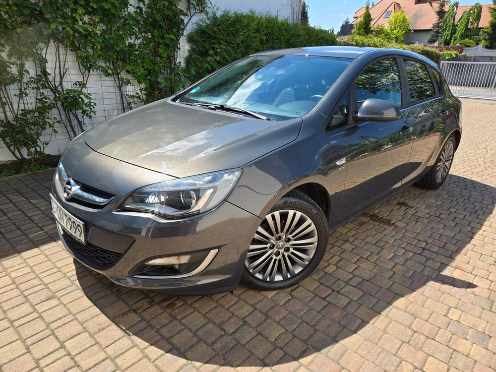 Opel Astra J (2009-2019) 1.4 Turbo Exklusiv 2013