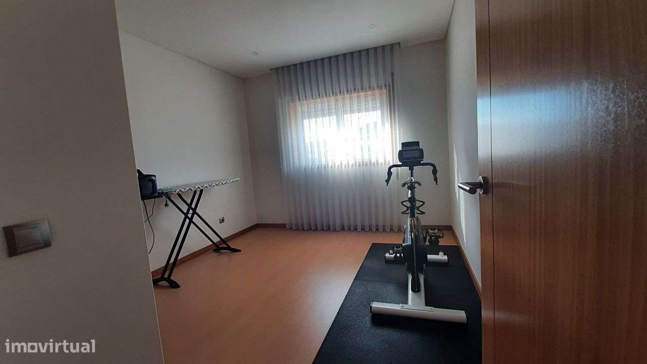 1210_01 Apartamento T3 nas Caxinas - Vila do Conde-9