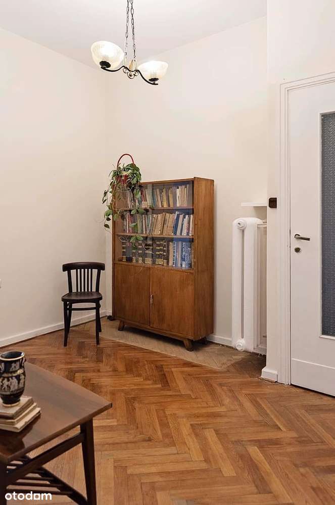 4 pokoje; 99 m² w sercu Łodzi – kamienica z CO; balkon; 3,2m wysokości-14