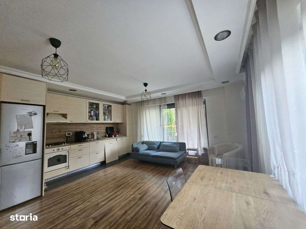 VANZARE 3 CAMERE COMPLEX CU PISCINA-IANCU NICOLAE - Imagine principală: 3/17