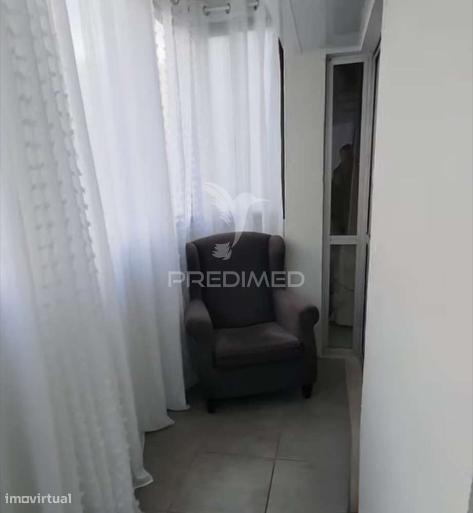 Apartamento T1 com Varanda Fechada junto ao Bonfim – Setúbal-27