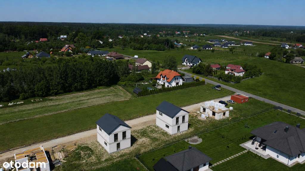 Dom z antresolą i pompą ciepła | 96,7 m²