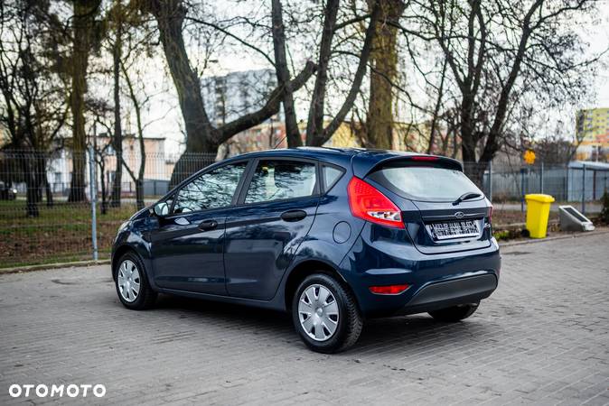 Ford Fiesta 1.25 Ambiente - 5