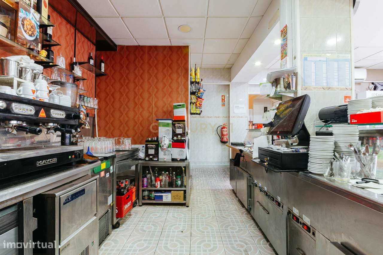 Espaço comercial Carnide-9