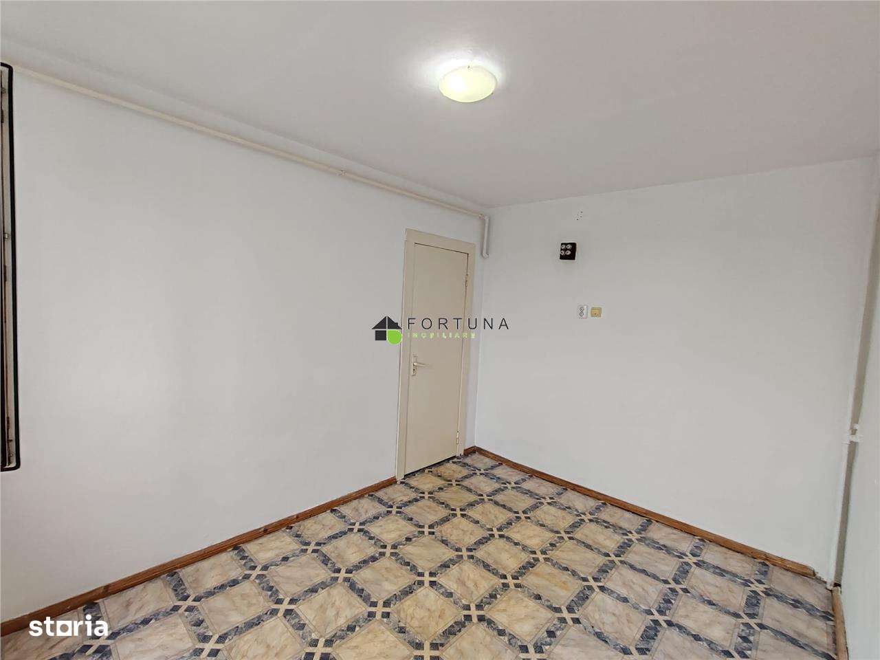 Camera de vanzare, zona Bartolomeu (comision 0%)-3