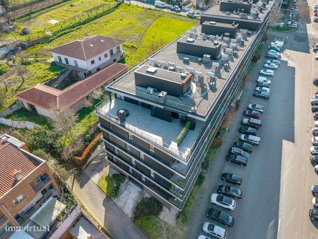 Apartamento cobertura à venda em Braga - Fraião - Grande imagem: 4/32