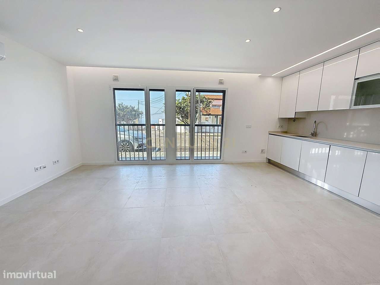 T1 Novo com Terraço Exclusivo  Piscina Colectiva com Vista de Mar e Ga - Grande imagem: 3/23