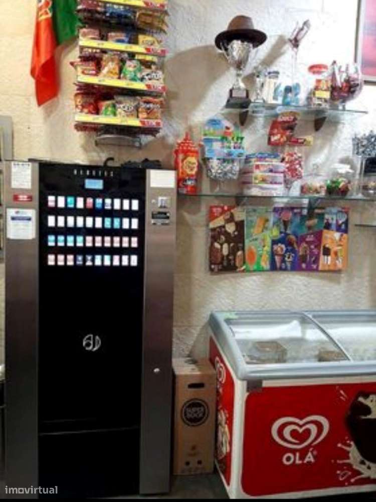 Trespasse Café Snack-bar - Vilar do Andorinho - Vila Nova de Gaia - Grande imagem: 5/10