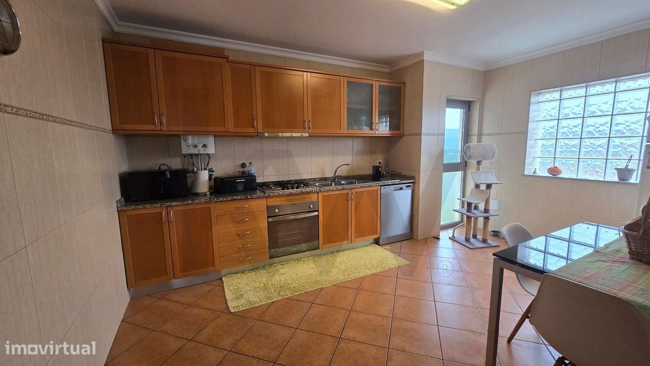 ✨ T3 Semi-Novo no Centro de Sever do Vouga — Rentabilidade Garantida e-17