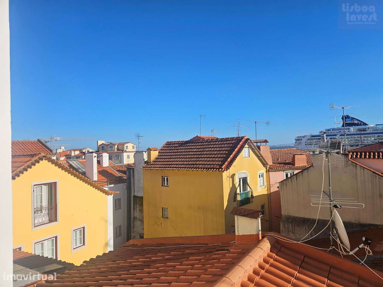 Vendo T2 para remodelação em predio totalmente remodelado-24