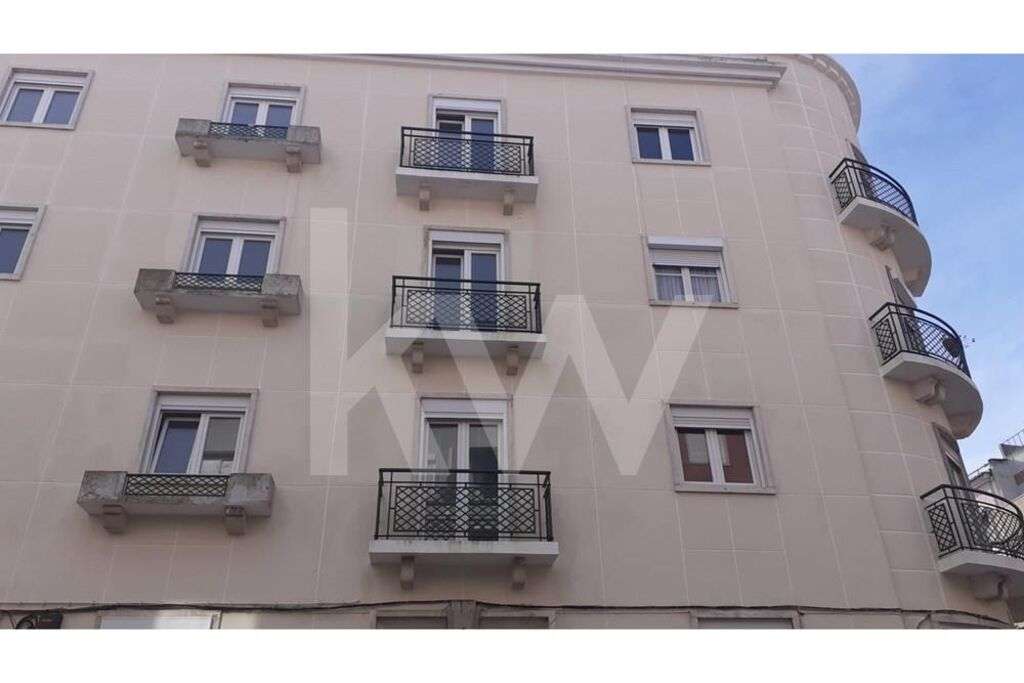 * Prédio na Penha de França * Completamente Renovado * Zona Envolvente - Grande imagem: 2/43