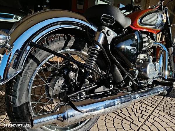 Royal Enfield Classic 350 Chrome Red - 26