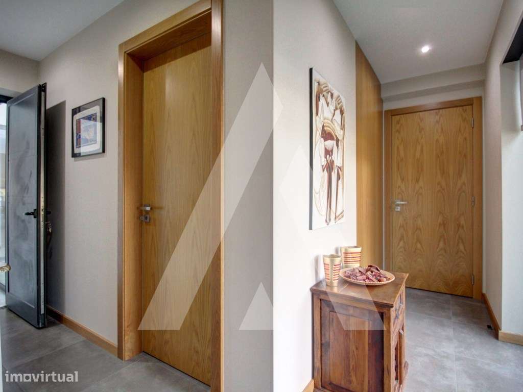 Moradia T4 de Luxo em Oliveira do Bairro-27