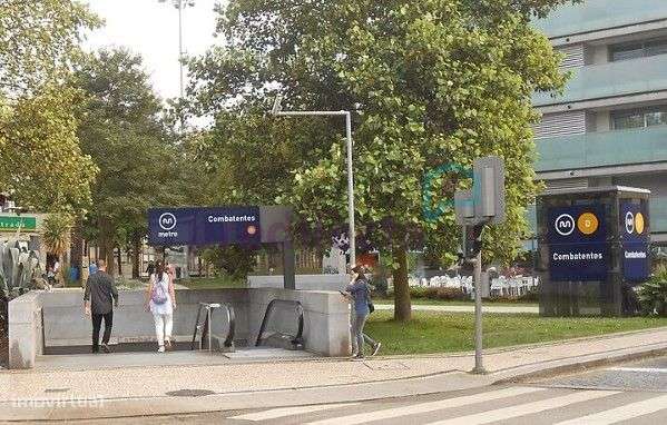 REF4149 - T2 - Metros Marquês e Combatentes, Paranhos - Grande imagem: 2/26