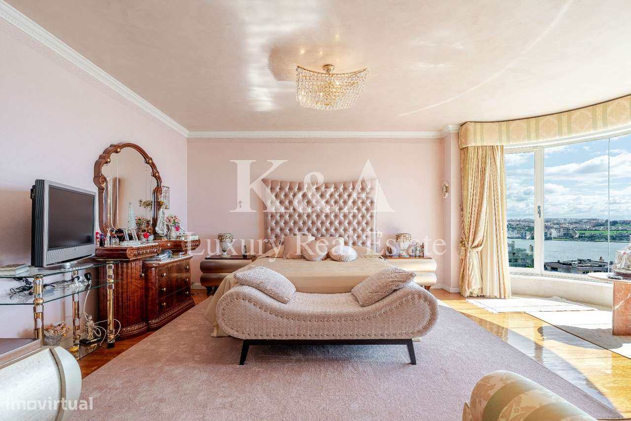 Apartamento T6 duplex com vistas panorâmicas sobre o Rio Douro e o mar-6