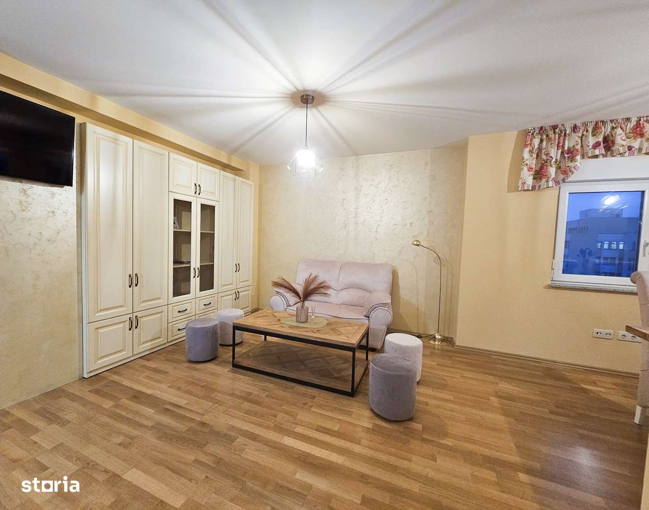 Aparatament deosebit, in centrul orasului - Imagine principală: 5/17