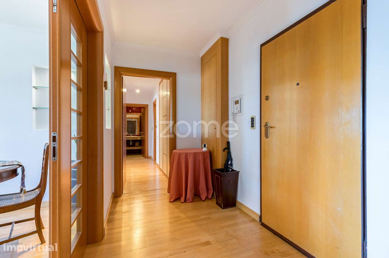 Luminoso T2 para arrendamento em Marvila - Grande imagem: 4/16