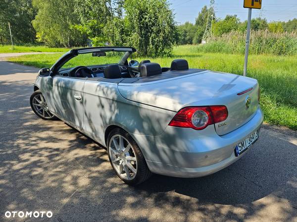 Volkswagen Eos 2.0 FSI - 3