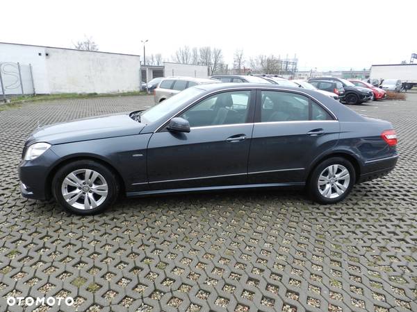 Mercedes-Benz Klasa E 200 BlueTEC 7G-TRONIC Avantgarde - 2