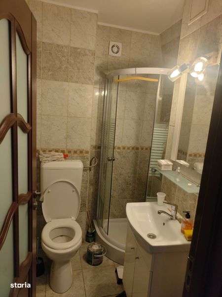 Inchiriez apartament 4 camere Cetate cu vedere la parc - Imagine principală: 4/8