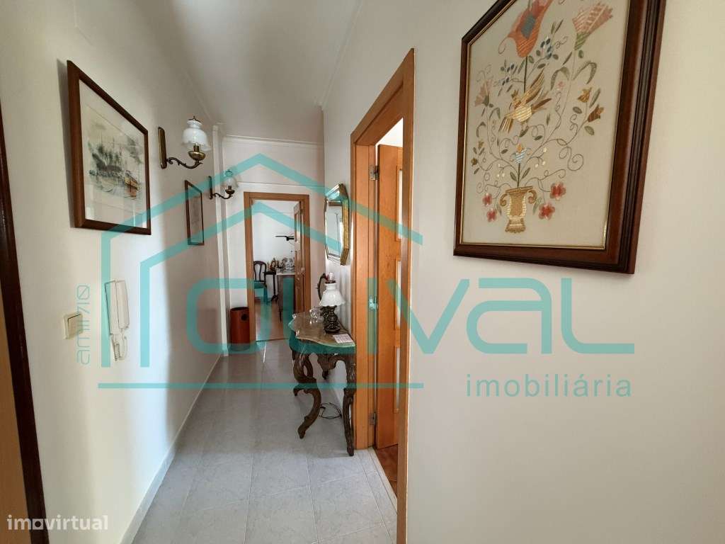 Apartamento T2 Centro de Alverca do Ribatejo-13