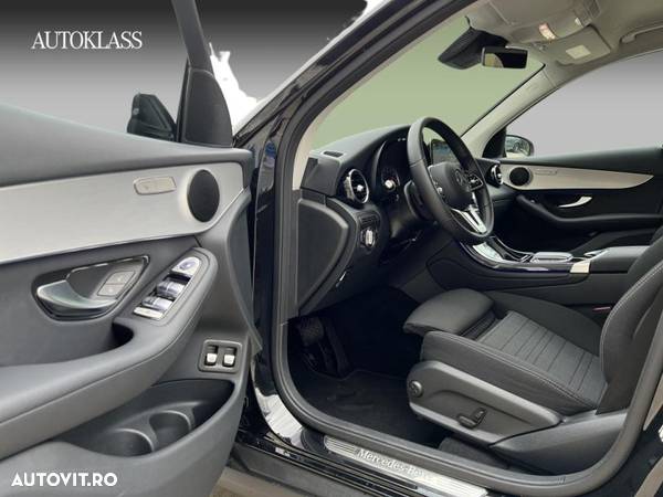 Mercedes-Benz GLC 300 e 4MATIC - 9