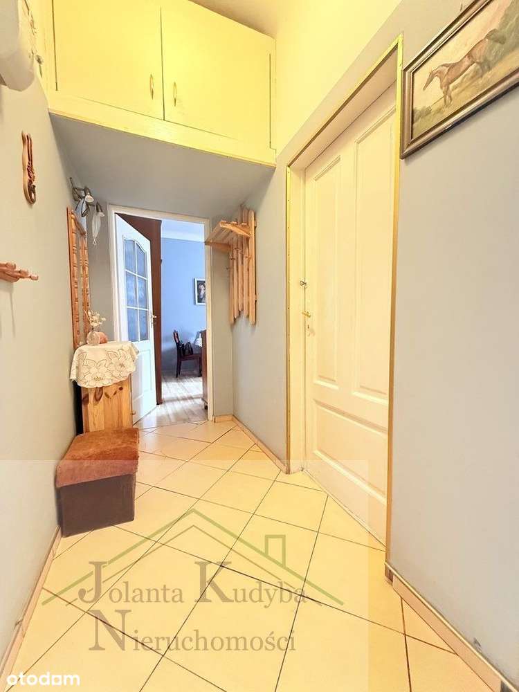 Targowa *w kamienicy * tuż przy Metrze-10