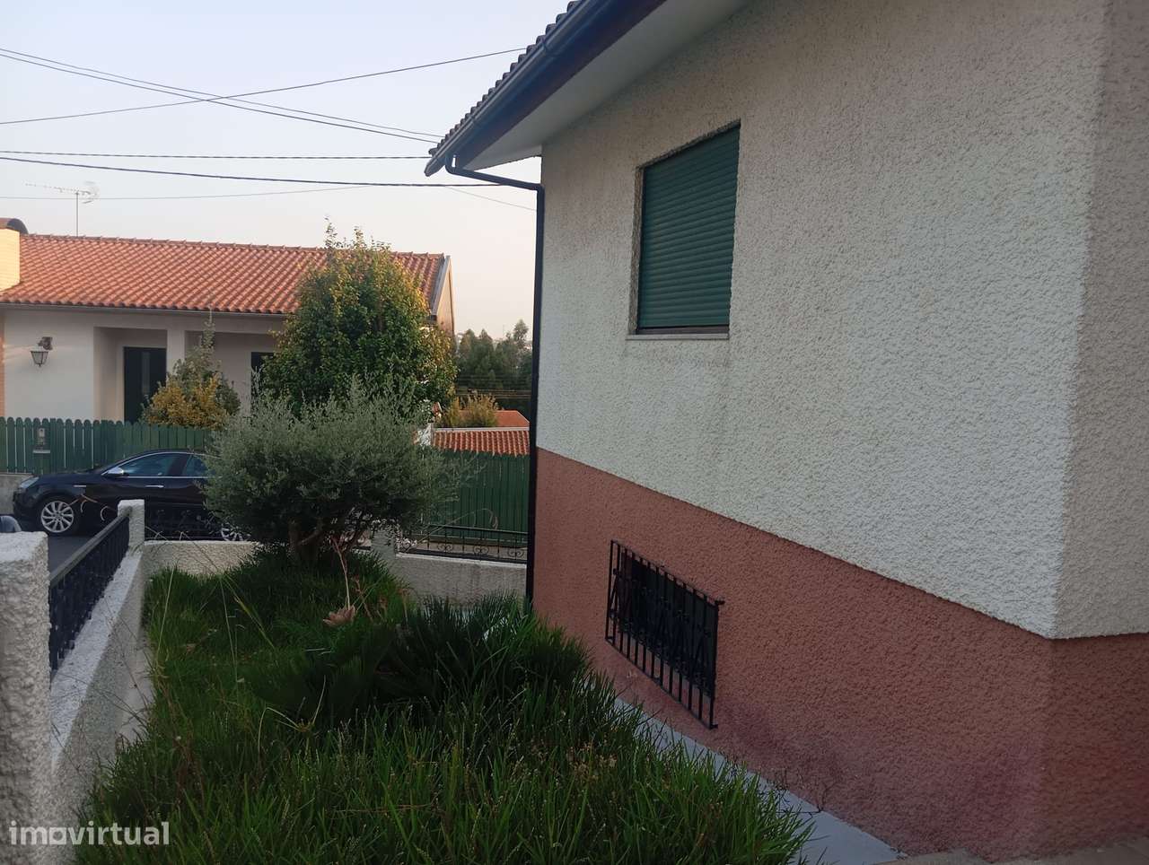 Moradia com jardim e garagem Lugar nobre cidade de Oliveira de Azeméis-4