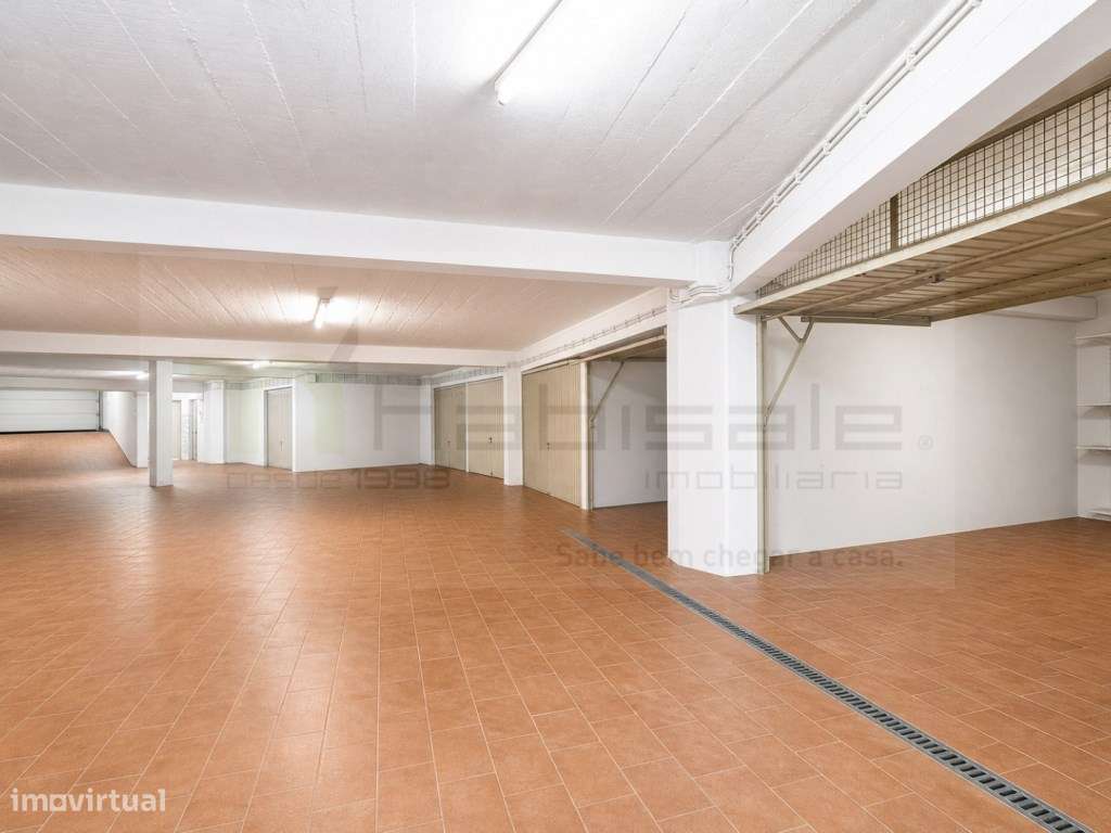 Apartamento T3 com Garagem, arrecadação e vista desafogada no Murta...-27