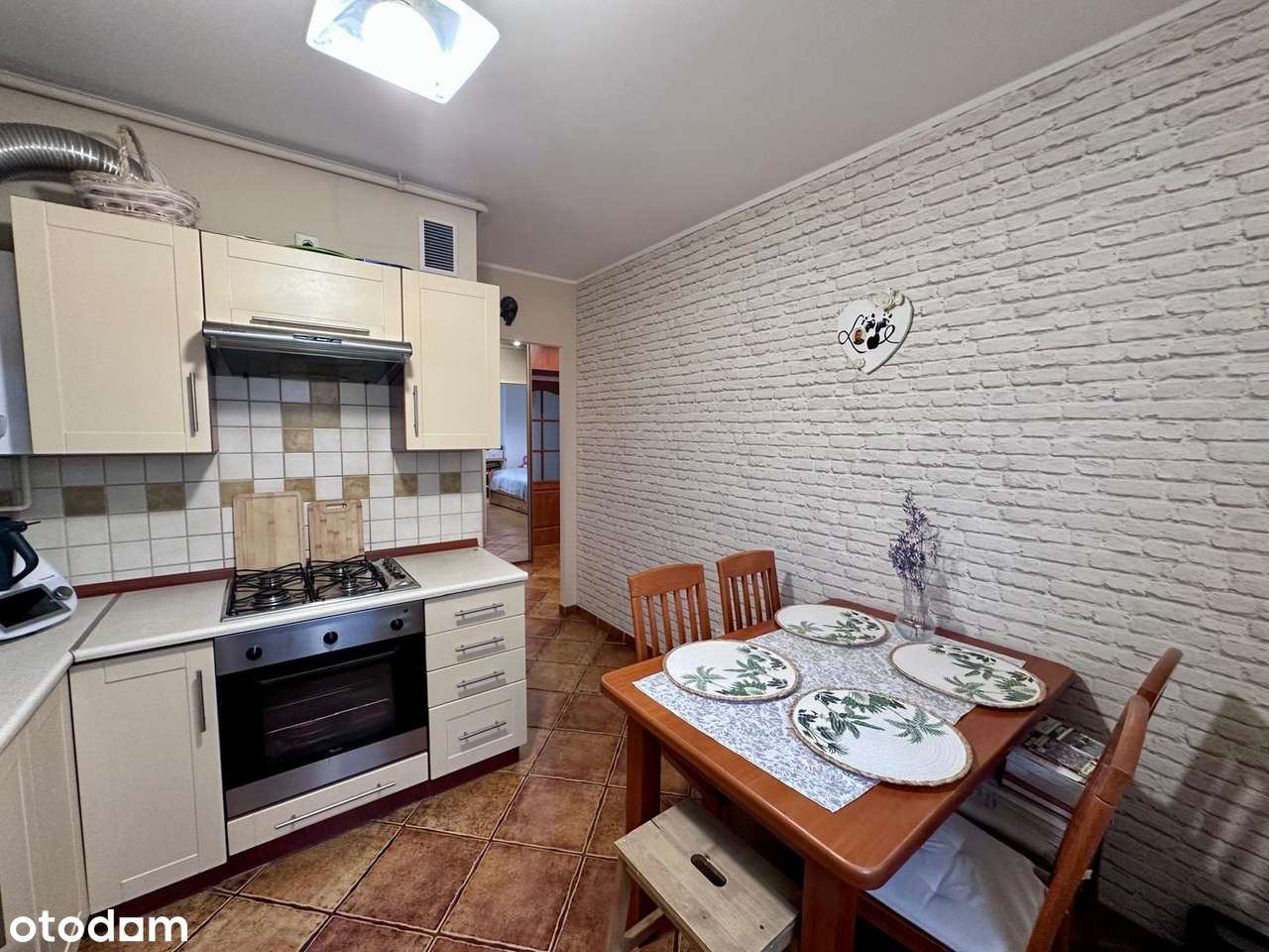 Na Sprzedaż Komfortowe Mieszkanie w Miliczu - Pełne Wyposażenie - Pełny obrazek: 5/10