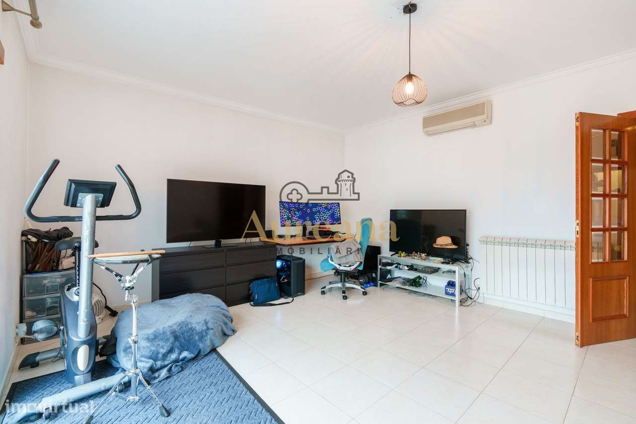 Apartamento T2 com Terraço _ Fátima-18