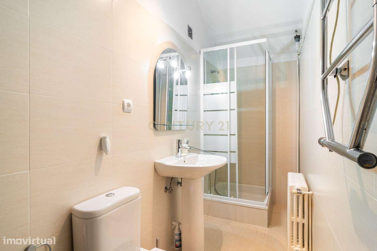 Moradia T2+3 em Seixal, Ericeira-17