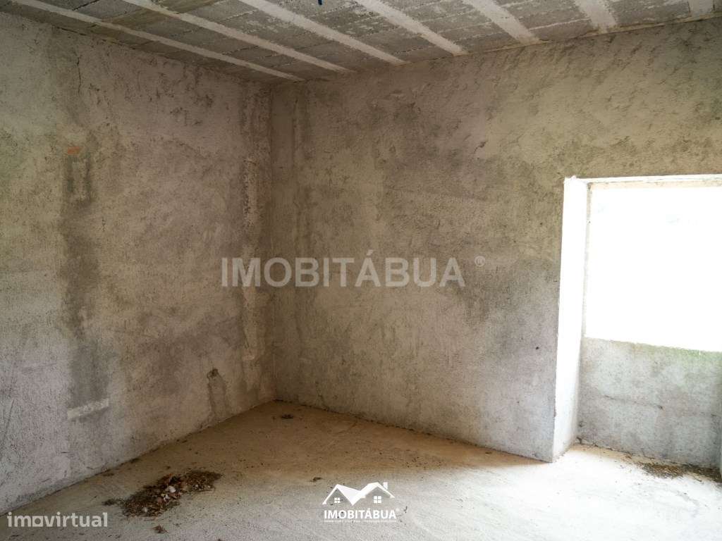 Propriedade de 4Ha com Moradia para reconstruir-9
