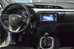 Toyota Hilux 2.4 D-4D 4X4 Cabine Extra 3L - 24