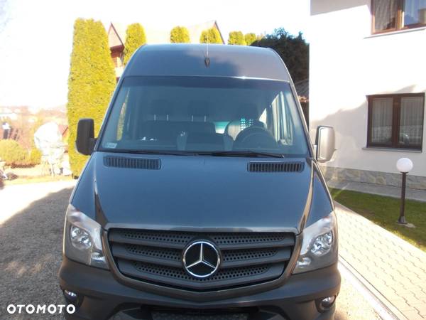 Mercedes-Benz Sprinter 319 - 2