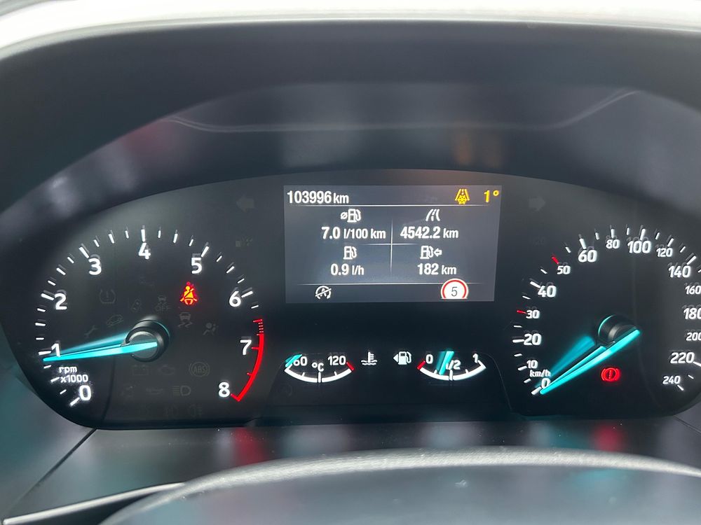 Ford Focus - foto 23
