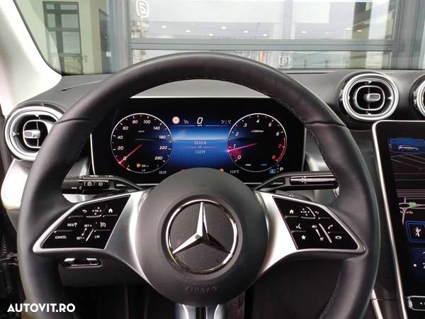 Mercedes-Benz GLC 200 4Matic 9G-TRONIC Avantgarde Advanced - 11