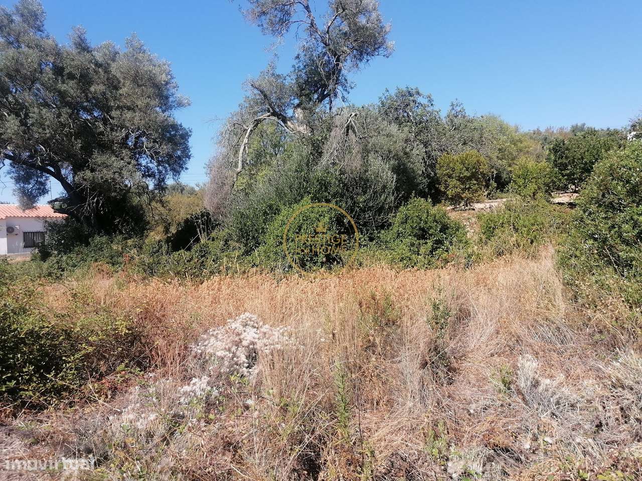 Terreno com a área de 450 m2 a poucos minutos de Loulé. - Grande imagem: 4/8