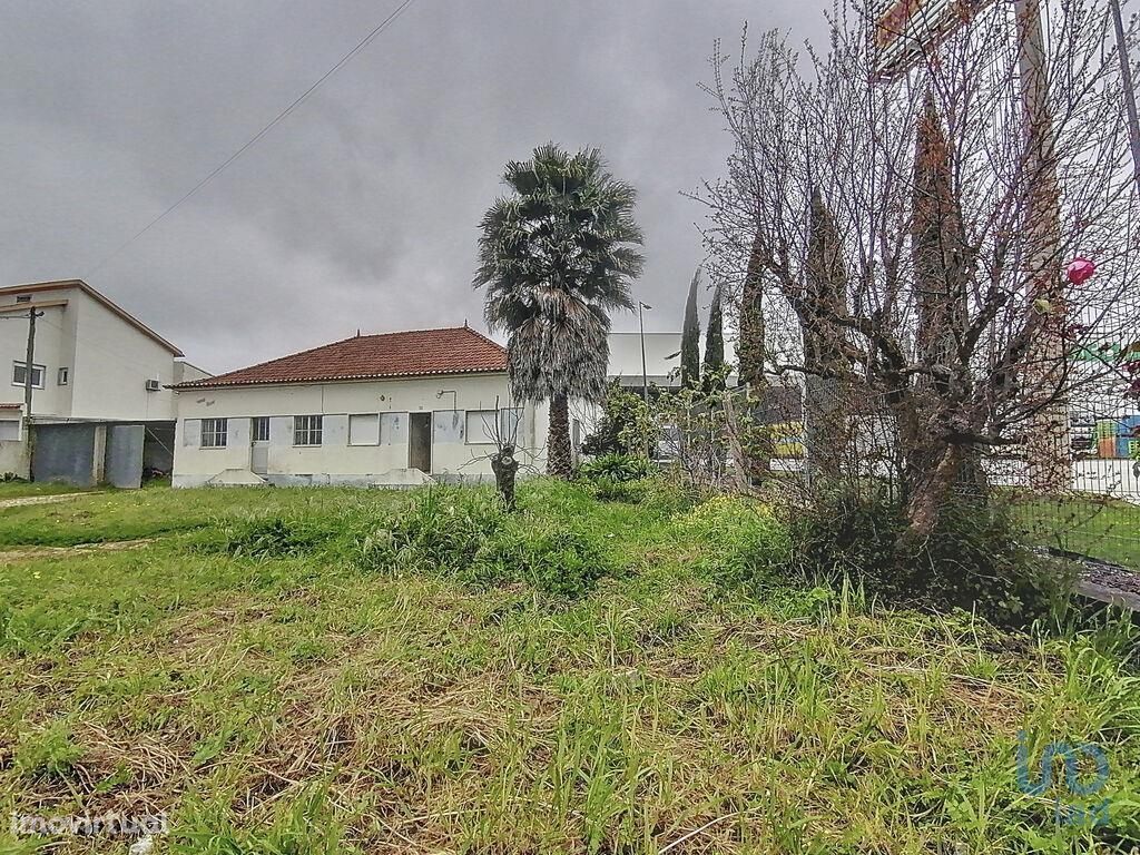 Casa tradicional T3 em Santarém de 130,00 m2