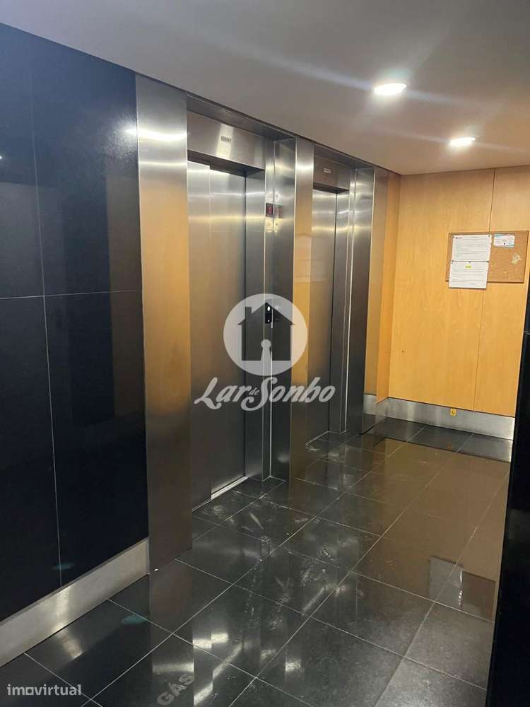 T3 Bastante espaçoso no centro da Maia - Grande imagem: 2/24