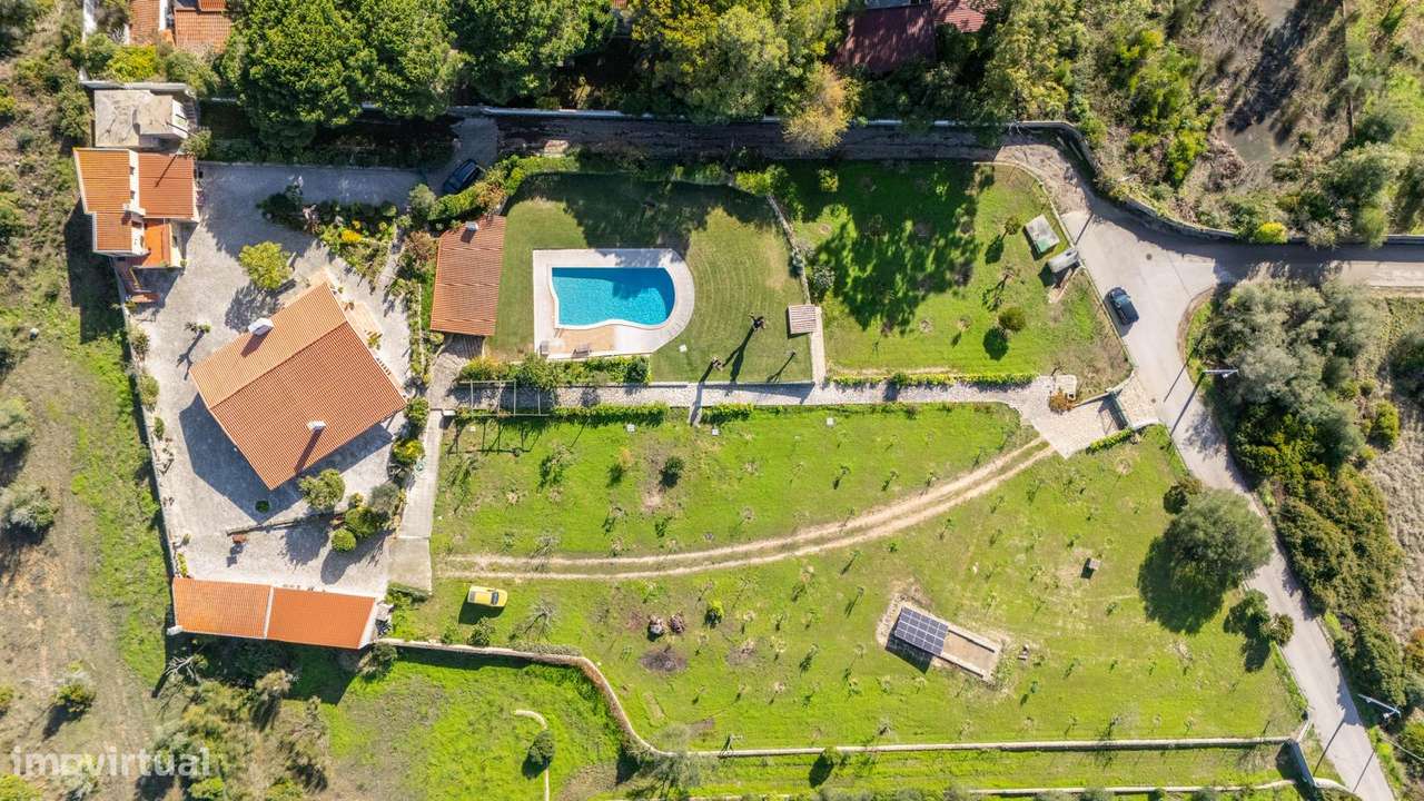 Herdade em Azeitão - Em plena Serra da Arrábida - Grande imagem: 3/51