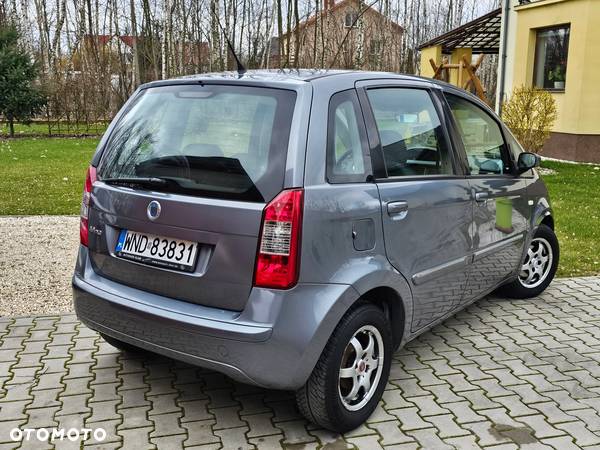 Fiat Idea 1.4 8V Dynamic - 13