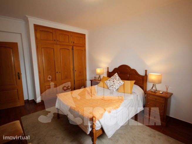 MORADIA V4 ALVOR 1200 000€-28