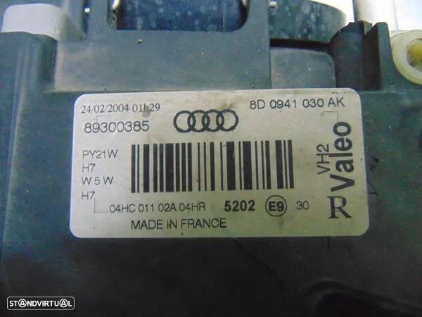 Audi A4 faróis - 7