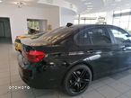 BMW Seria 3 318d - 4