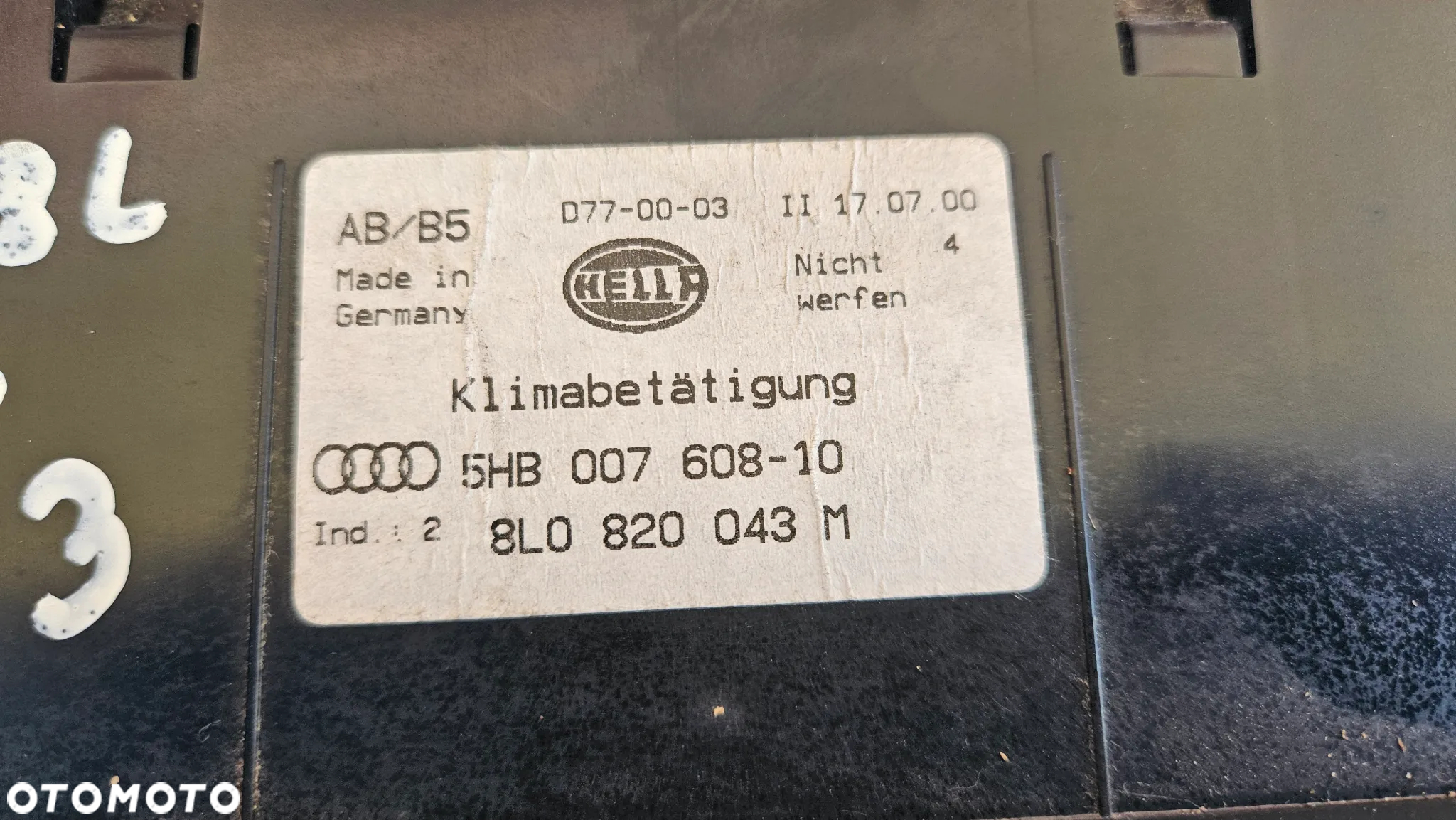 Audi A3 8L Panel klimatyzacji Sterowanie nawiewem Panel klimy AC 8L0820043M - 6