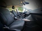 Peugeot 2008 1.2 PureTech Style - 6