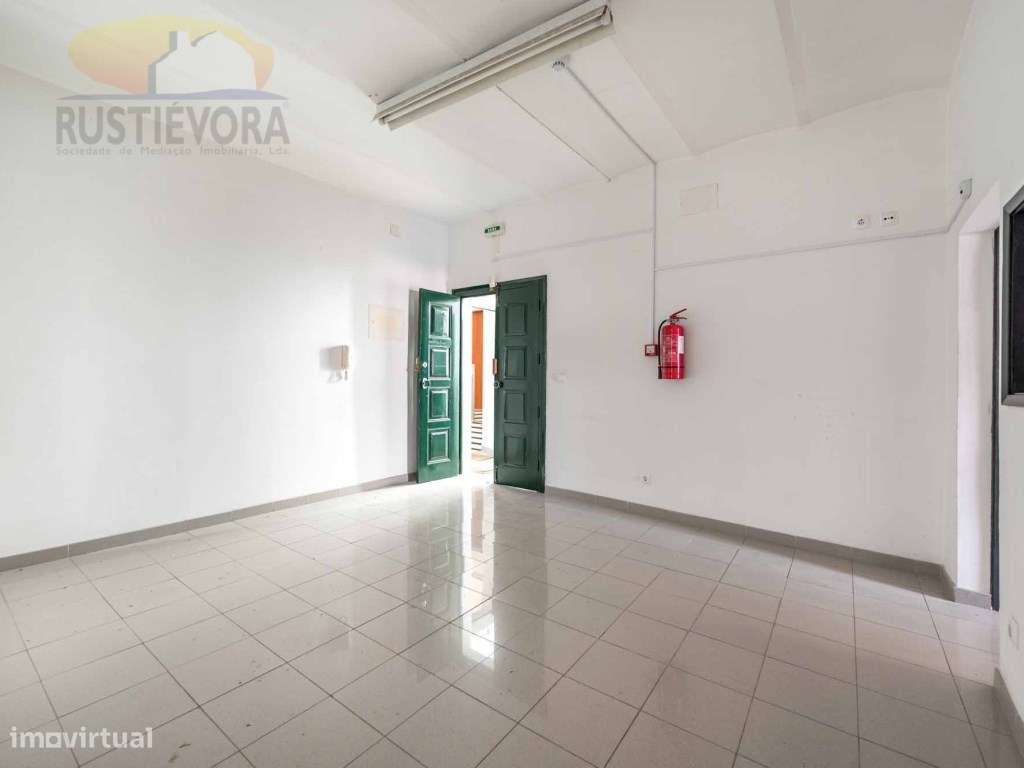 Espaço de comércio e serviços | Centro Histórico | Espaços amplos |... - Grande imagem: 5/28