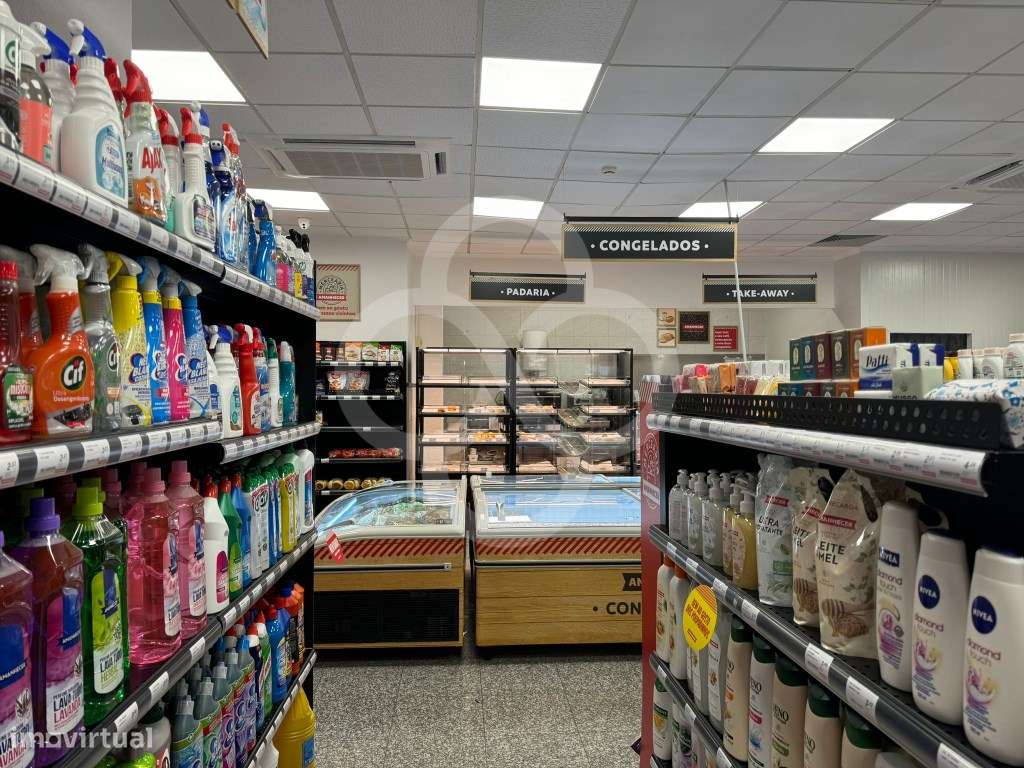 Atenção investidores loja com supermercado de bandeira a funcionar ...-7