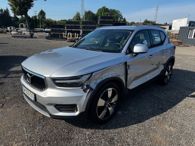 Volvo XC40 D4 AWD Geartronic Momentum 2018
